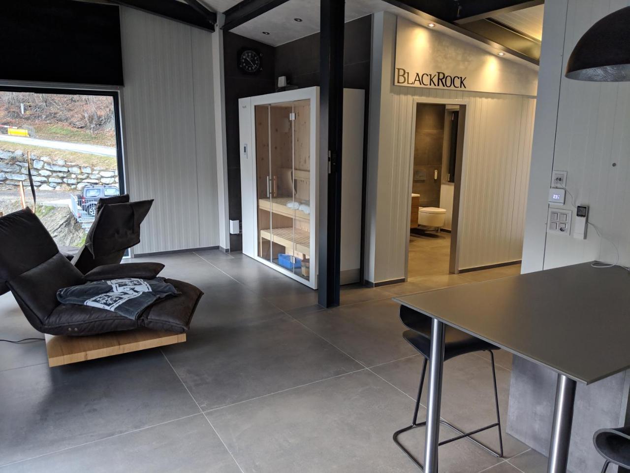 Blackrock Stalden Buitenkant foto